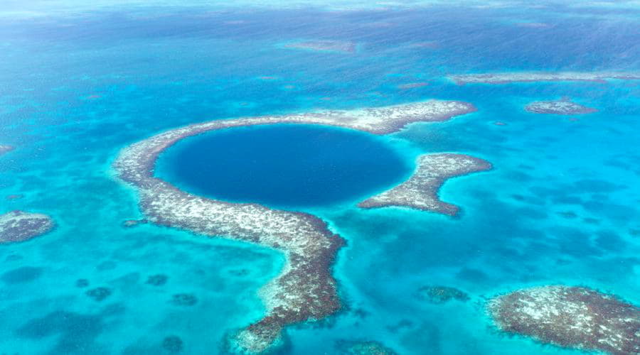 Quels sont les choix de véhicules les plus populaires à l'aéroport de Belize City?